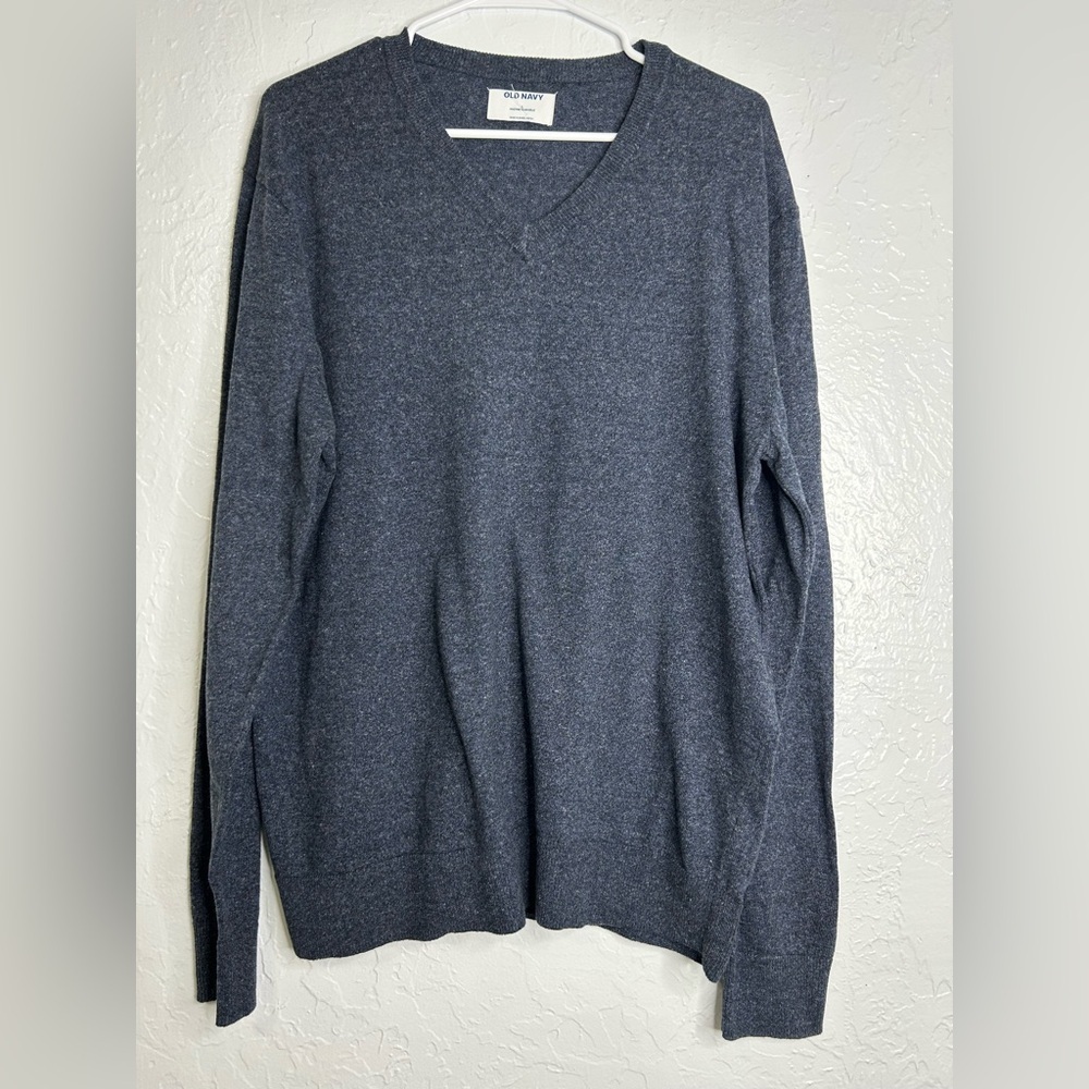 Men's Blue Gray V-Neck Sweater Size Large